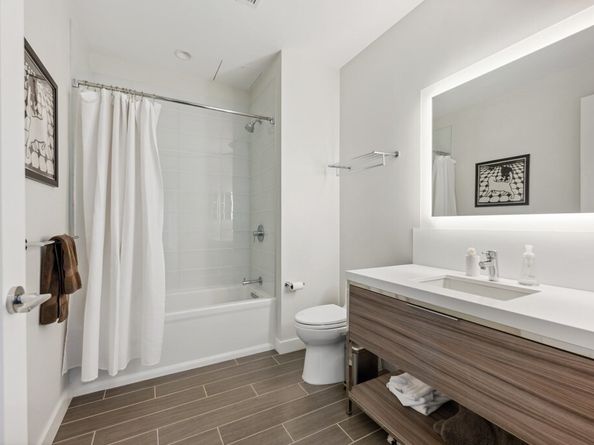 188 Brookline Ave 22E, Boston MA 02215