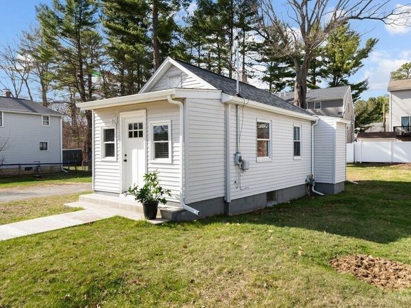11 Autumn St, Billerica MA 01821