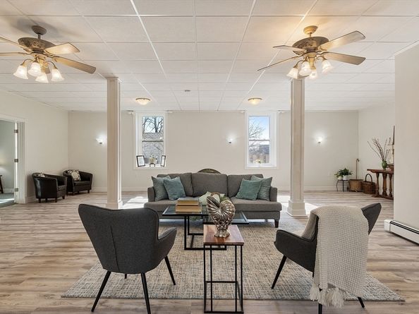 303 Nahant Rd, Nahant MA 01908