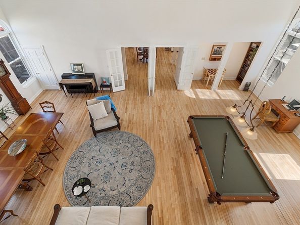303 Nahant Rd, Nahant MA 01908