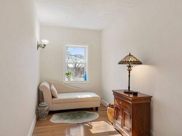 303 Nahant Rd, Nahant MA 01908