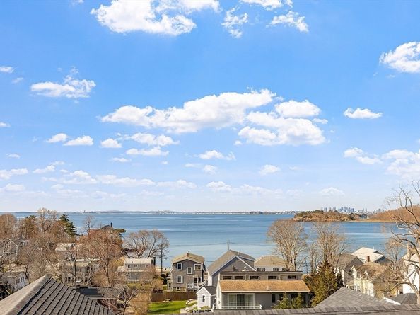 303 Nahant Rd, Nahant MA 01908