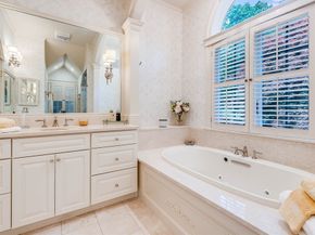 3 West Hollow, Andover MA 01810