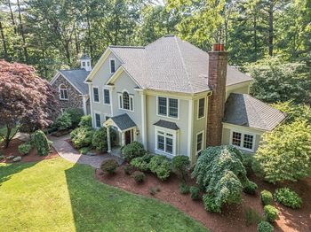 3 West Hollow