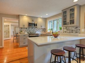 3 Pheasanthill Road, Norfolk MA 02056