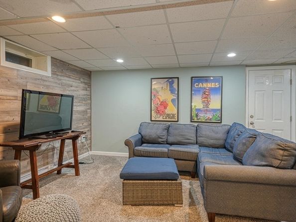 3 Pheasanthill Road, Norfolk MA 02056