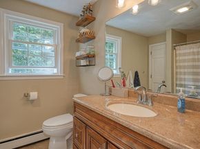 3 Pheasanthill Road, Norfolk MA 02056
