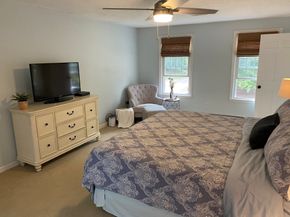 3 Pheasanthill Road, Norfolk MA 02056