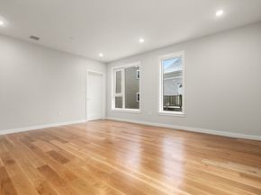 267 Old Colony 310, Boston MA 02127