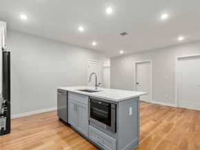 267 Old Colony 310, Boston MA 02127
