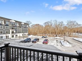 485 Blue Hills Parkway 10, Milton MA 02186