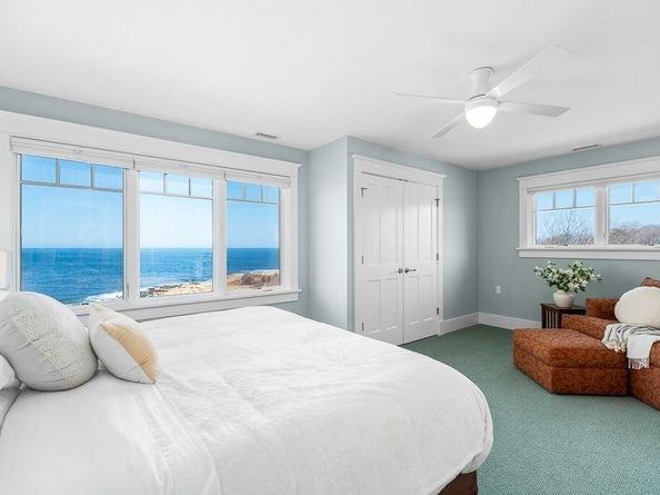 73 Phillips Ave, Rockport MA 01966