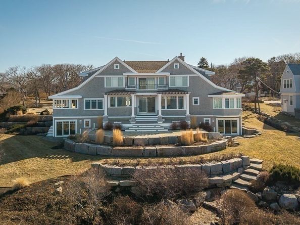 73 Phillips Ave, Rockport MA 01966