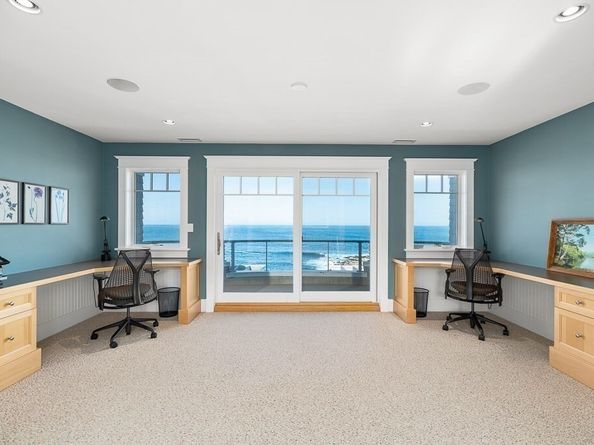 73 Phillips Ave, Rockport MA 01966