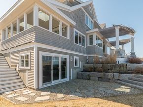 73 Phillips Ave, Rockport MA 01966