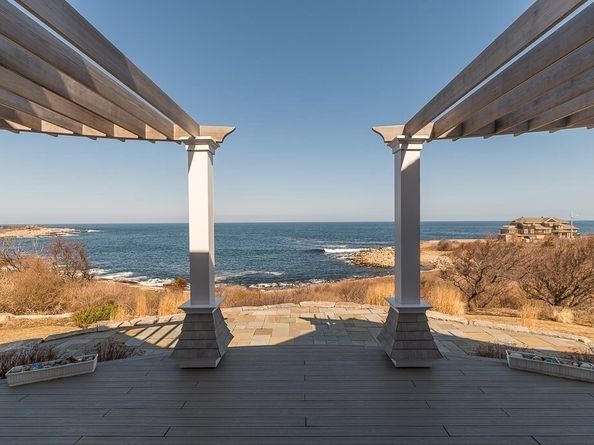 73 Phillips Ave, Rockport MA 01966