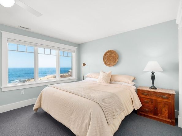 73 Phillips Ave, Rockport MA 01966