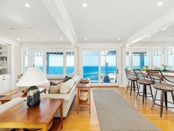 73 Phillips Ave, Rockport MA 01966