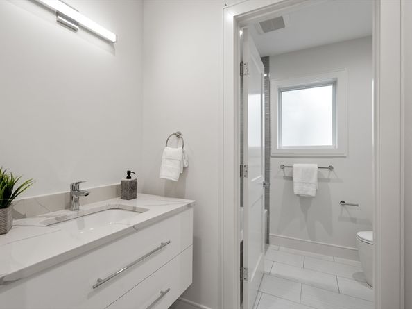 110 Harvard St, Newton MA 02460