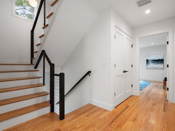 110 Harvard St, Newton MA 02460