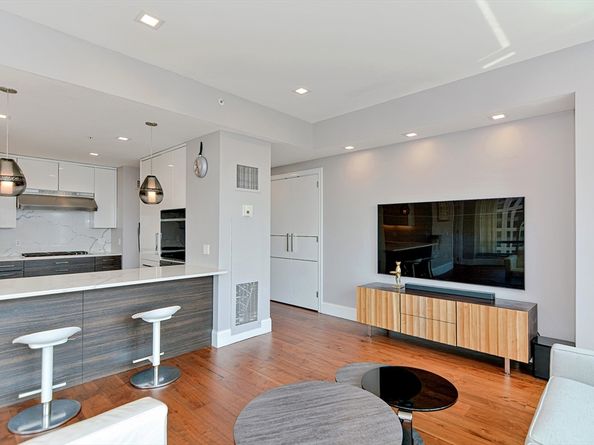 2 Avery St 20H, Boston MA 02111