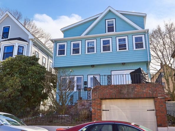 70 Albion 3, Somerville MA 02143