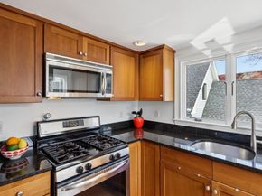 70 Albion 3, Somerville MA 02143
