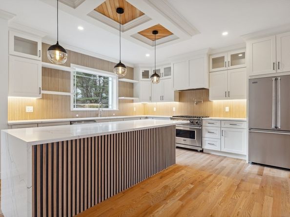 443 Central Ave, Needham MA 02494
