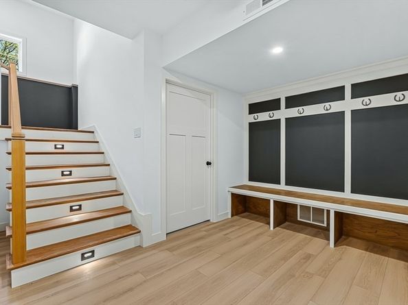 443 Central Ave, Needham MA 02494