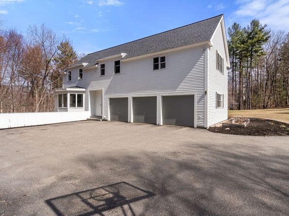 4 Old Meadow Lane, Harvard MA 01451