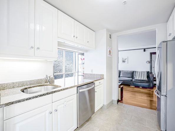3 Avery St 804, Boston MA 02111