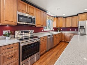 32 Rickey Ln, Wareham MA 02538