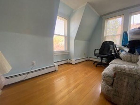 21 Emerson St, Peabody MA 01960