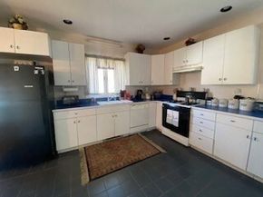 21 Emerson St, Peabody MA 01960