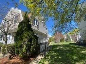 21 Emerson St, Peabody MA 01960