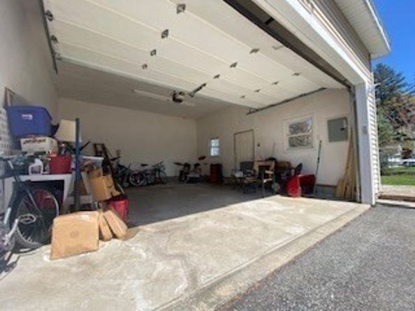 21 Emerson St, Peabody MA 01960