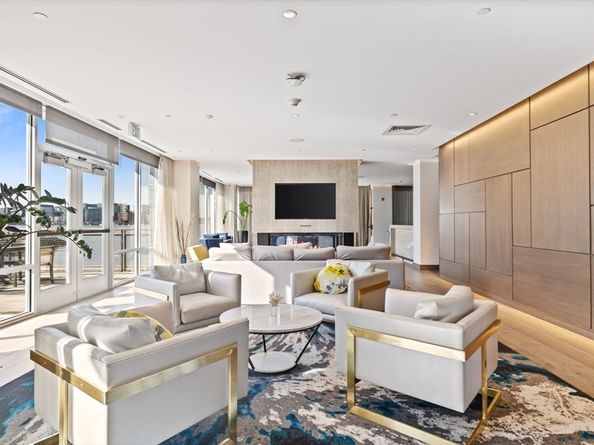 45 Lewis Street PH14, Boston MA 02128