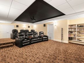 15 Rockport Rd, Weston MA 02493