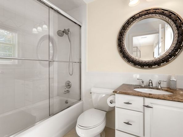 15 Rockport Rd, Weston MA 02493
