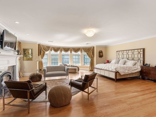 15 Rockport Rd, Weston MA 02493