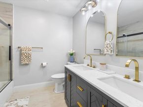 68 Evergreen B, Newton MA 02466