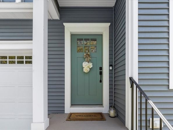 68 Evergreen B, Newton MA 02466
