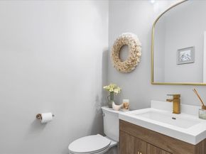 68 Evergreen B, Newton MA 02466
