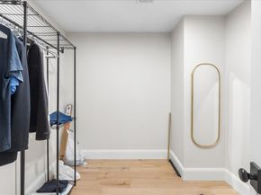 68 Evergreen B, Newton MA 02466
