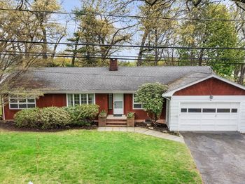 66 Windmill Ln