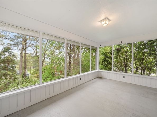66 Windmill Ln, Arlington MA 02474