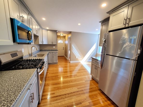84-86R Cross St, Somerville MA 02145