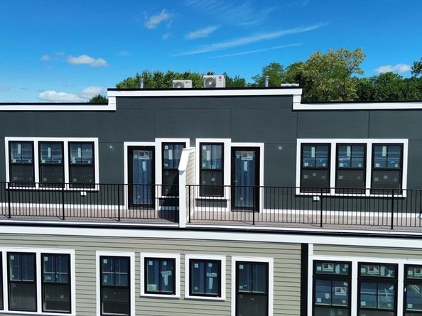421 High St 308, Medford MA 02155