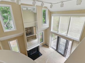 2 Hillside Dr 2, Wayland MA 01778