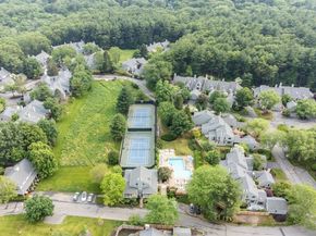 2 Hillside Dr 2, Wayland MA 01778